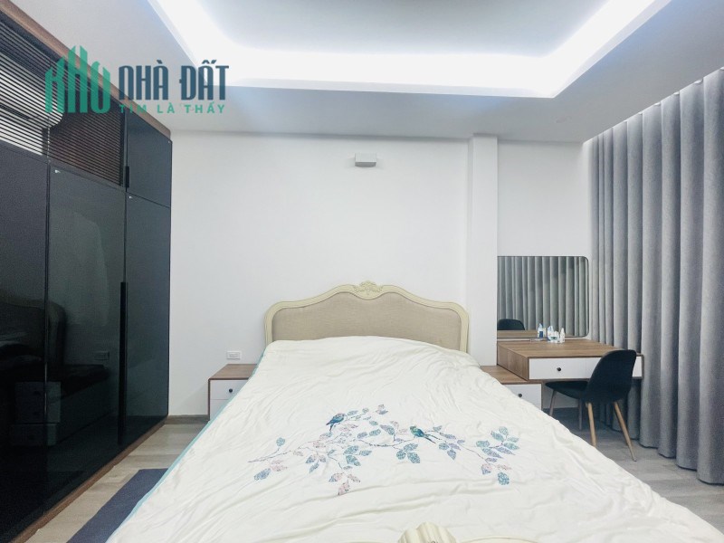 Bán nhà Đầm Trấu Hai Bà Trưng 46m2 x 5 tầng, MT 3.9m giá 14.9 tỷ