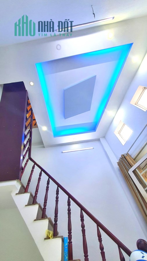 Nhà 31,7 m2 ôtô KIA, L.V.Lương, T.Kiểng Q7. 3,x tỷ