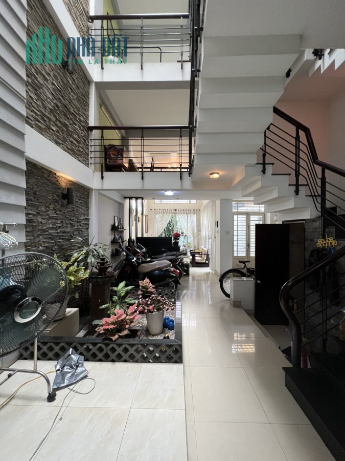 Tin mới NHÀ Lê Văn Sỹ, 6.9 tỷ, 68m3, 6x10, hẻm 5m, bán gấp trong tháng