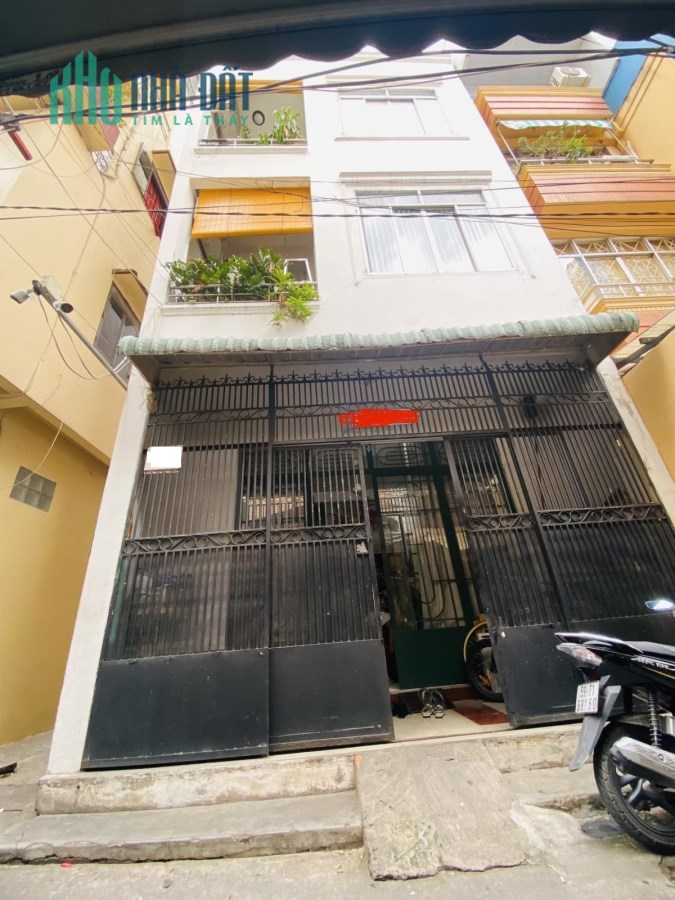 NGỘP, BÁN GẤP NHÀ  34m2, 3 TẦNG, LÝ CHÌNH THẮNG P.VÕ THỊ SÁU Q3