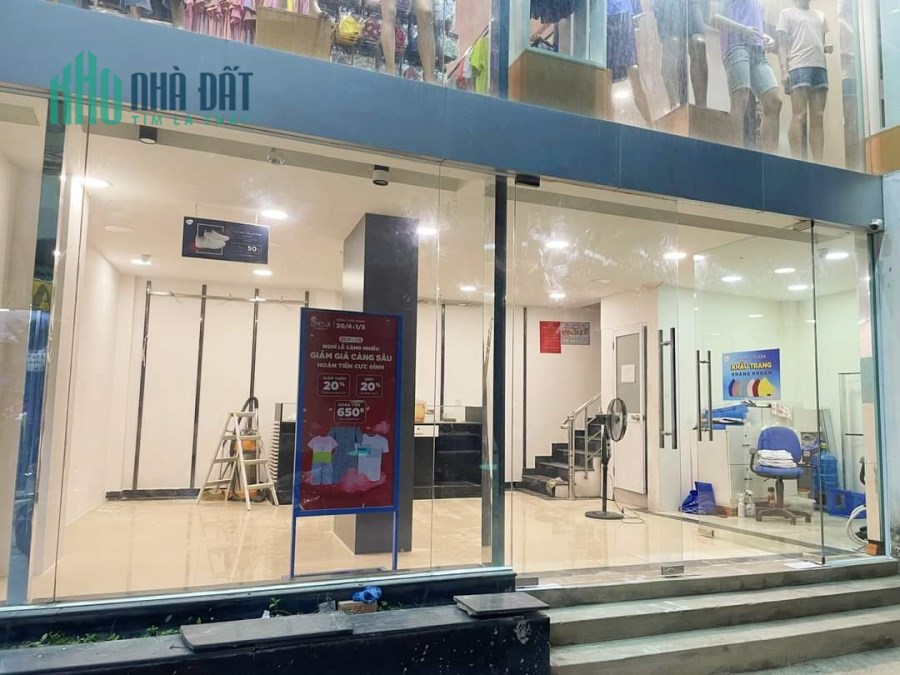 Bán Nhà Mặt Tiền Bành Văn Trân, Tân Bình, 104m2, 4 Tầng, Ngang Gần 6M, Chỉ 13 Tỷ TL.