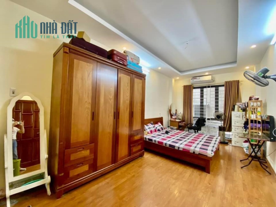 Bán nhà phố Bạch Mai, Q. Hai Bà Trưng, Hà Nội, 32 m², giá 4.29 tỷ, ngõ thông, thoáng sáng rực rỡ,