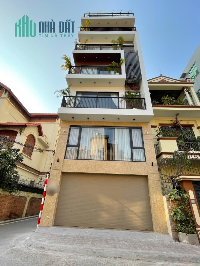 Bán nhà Nguyễn Sơn, ngõ xe tải 5 tấn đỗ cửa, kd, lô góc, 48m*5T, MT4.5m, hơn 8 tỷ