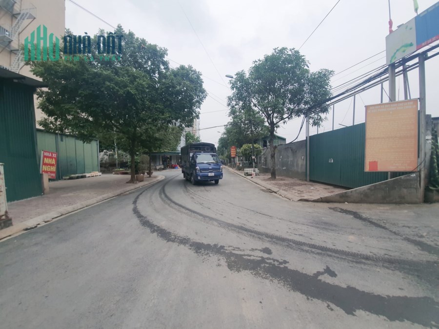 ÁN NHÀ THANH LÃM - HÀ ĐÔNG 42M2. 5 TẦNG. MT 4,5M. GIÁ 4,2 TỶ. ÔTÔ ĐỖ CỬA NGỦ TRONG NHÀ. ĐƯỜNG TRƯỚC