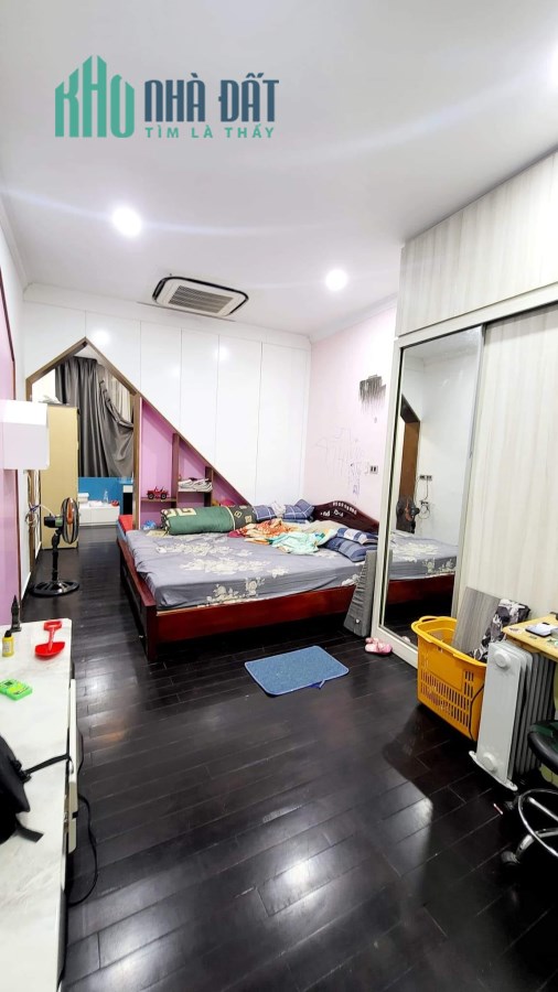 BÁN NHÀ PHỐ LÊ ĐẠI HÀNH, SIÊU HIẾM, 5 TẦNG, MT 3.7M, CÁCH Ô TÔ 25M, GIÁ CHỈ 4 TỶ 5