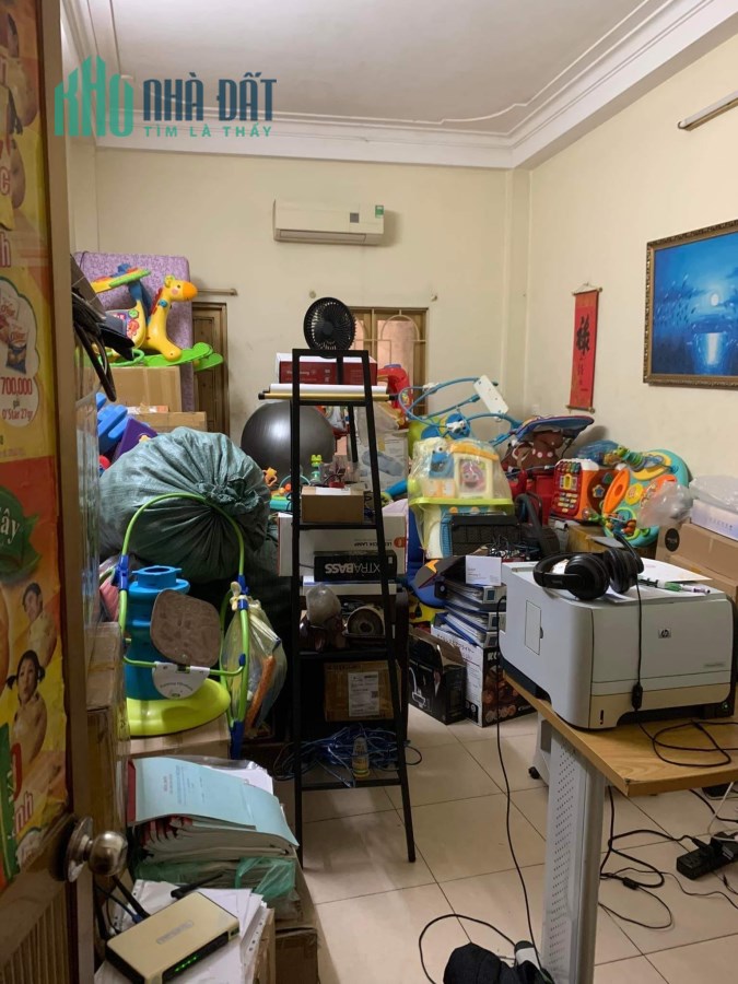 Bán gấp nhà ; Diện tích 30 m2 Giá 3.xx tỷ, 4 tầng trong ngõ  Xã Đàn 2 ngõ Thông thoáng