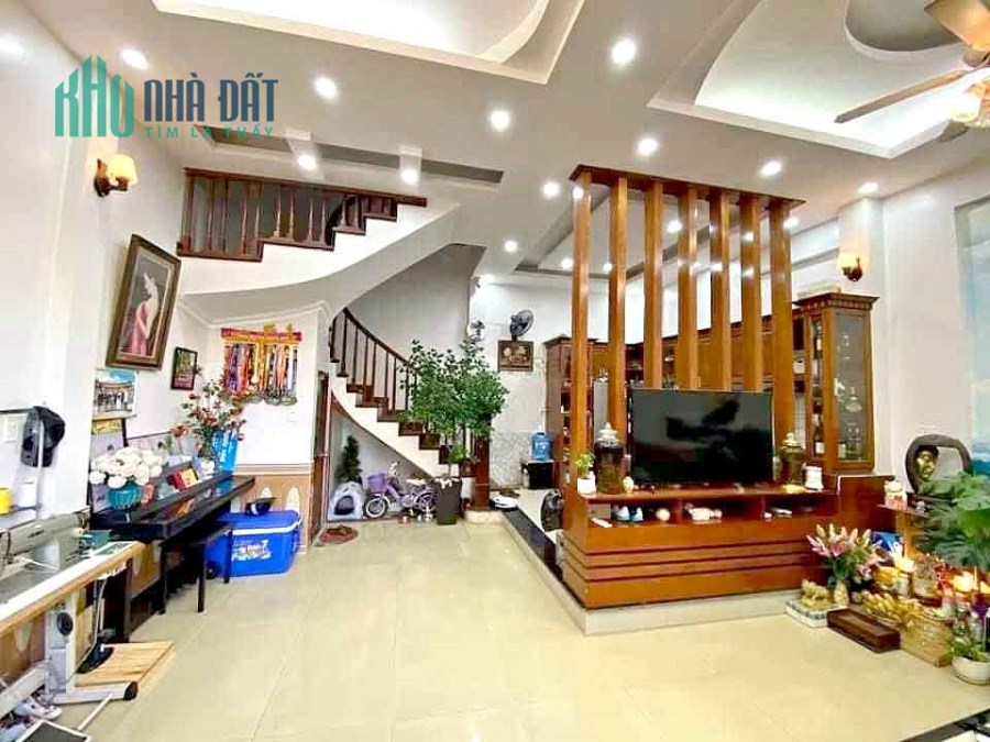 Cực hiếm- Bán Nhà 61m2 giá tốt nhất Tam Bình Tam Phú Thủ Đức 3 Tầng, Dòng Tiền Có Sẵn 10tr th.