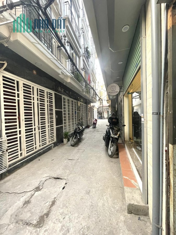Bán nhà đường Hoàng Mai 39M 3 Phòng giá 4.19 Tỷ