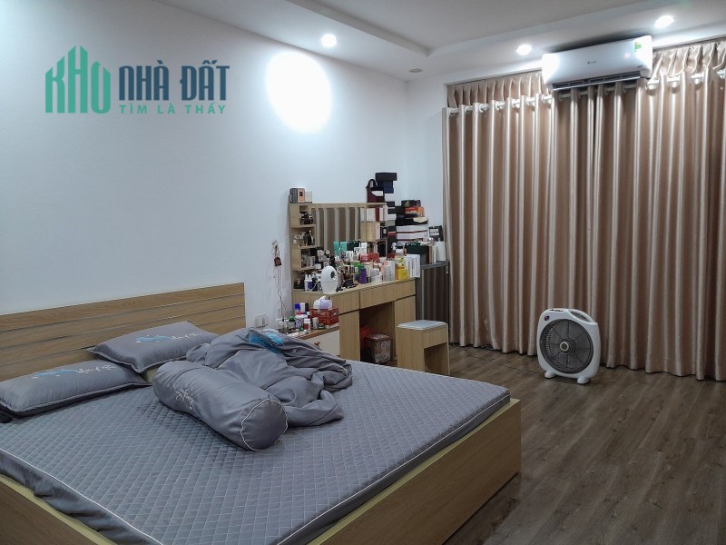 Bán nhà Kim Ngưu Hai Bà Trưng 315m2 x 6 tầng MT 10m giá 70 tỷ