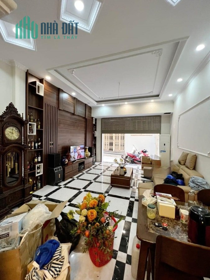 BÁN NHÀ  KIM NGƯU ĐẸP NHƯ NGỌC TRINH 30Mx4 NHỈNH 3 TỶ 2 THOÁNG