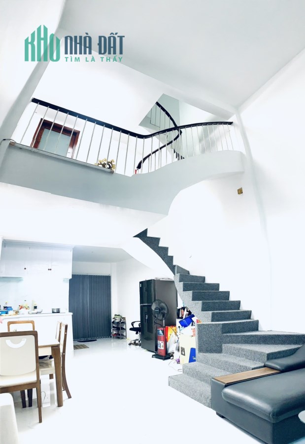 Bán nhà đẹp Nguyễn Duy Dương Quận 10 36m2 4lầu 6tỷ6