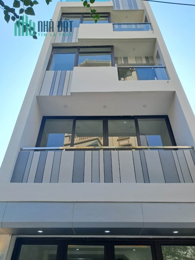 Bán nhà Phố Ngọc Thụy cực đẹp, ô tô, thang máy, 60 m2, 6T, chỉ 7,5 tỷ.