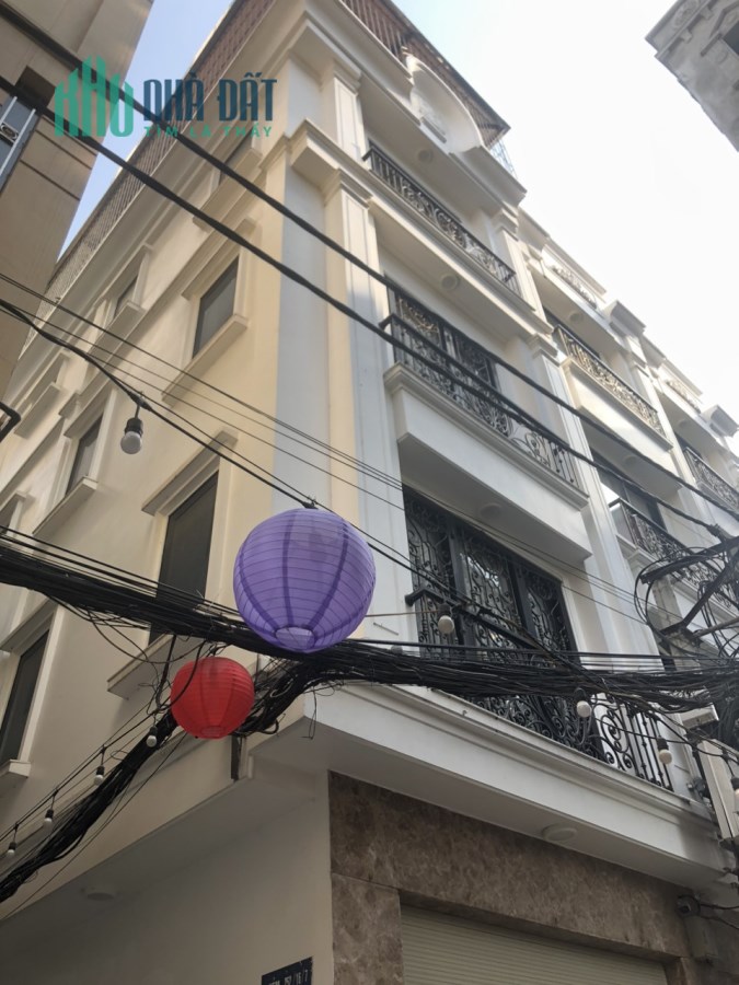 Bán nhà Phố Ngọc Thụy lô góc, ô tô, full nội thất,  55 m2, 5T, chỉ 6,95 tỷ.