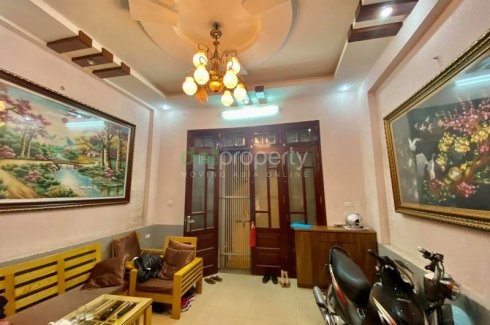Phố Trần Huy Liệu giá 10.5 tỷ, 150m2, KD cực tốt,  chỉ bán cho khách thiện chí