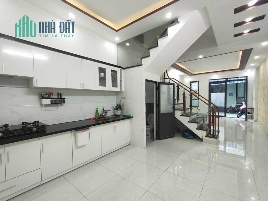 Bán nhà Nguyễn An Ninh , 35m 2 x 5 tầng ,nhà rất có lộc, chủ nhà xởi lởi