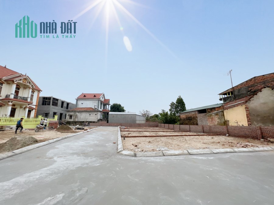 Đất sổ đỏ Khoái Châu giá chỉ vài trăm triệu/ lô hạ tầng hoàn thiện