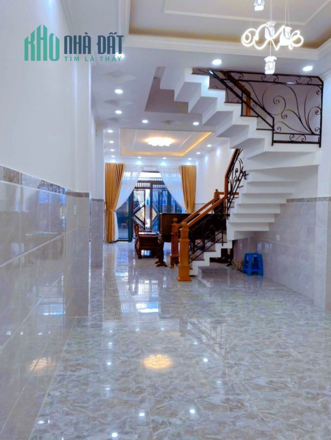 Bán gấp nhà HXH né nhau, 5T, Nguyễn Ảnh Thủ, q12 chỉ 6 tỷ 500tr