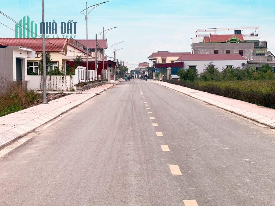 GIÁ CHỈ HƠN 600TR ANH CHỊ SỞ HỮU NGAY LÔ ĐẤT CẠNH ỦY BAN MỸ ĐỨC