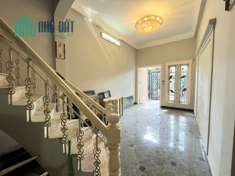 Bán nhà Trương Định Hai Bà Trưng 44m2 x 5 tầng, MT 3.5m giá 4.5 tỷ