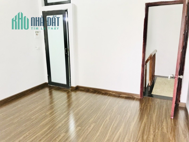 Bán nhà phố Thanh Nhàn Hai Bà Trưng 29/32T2 x 4 tầng, MT 3.7m giá 3.69 tỷ