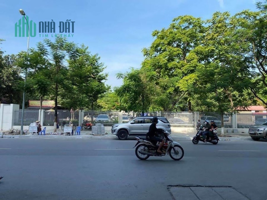 Bán Nhà Mặt phố Ngọc Hà  Trung Tâm Ba Đình 62m2x5 tầng