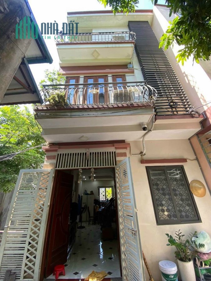 Hạ Giá - Bán nhà dân xây Dương Nội - 35m2 - mặt tiền 4,5m - otô đỗ sát nhà - tiện ích đủ đường -