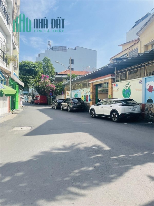 Nhà Đẹp HXH Phú Nhuận 3 Tầng Thuận Tiện Kinh Doanh Giá 5.3 Tỷ