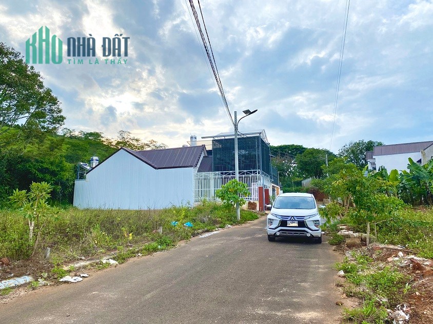 CHÍNH CHỦ Cần Bán Nhanh Lô Đất Vị Trí Đẹp Tại Phường 2, Bảo Lộc, Lâm Đồng