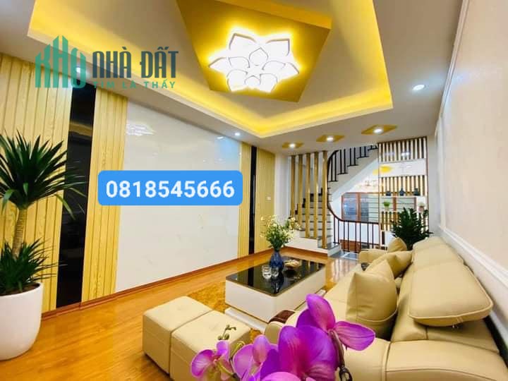 BÁN NHÀ ĐẸP PHỐ NGUYỄN TRÃI QUẬN THANH XUÂN - DT: 40M2 - 5 TẦNG - 6 PHÒNG NGỦ - GIÁ :4 X TỶ - CHỦ
