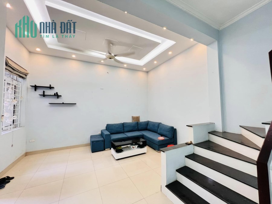 BÁN GẤP KIM NGƯU, 2 THOÁNG GIÁ ĐẦU TƯ, 65M NHỈNH 4 TỶ 0901753139