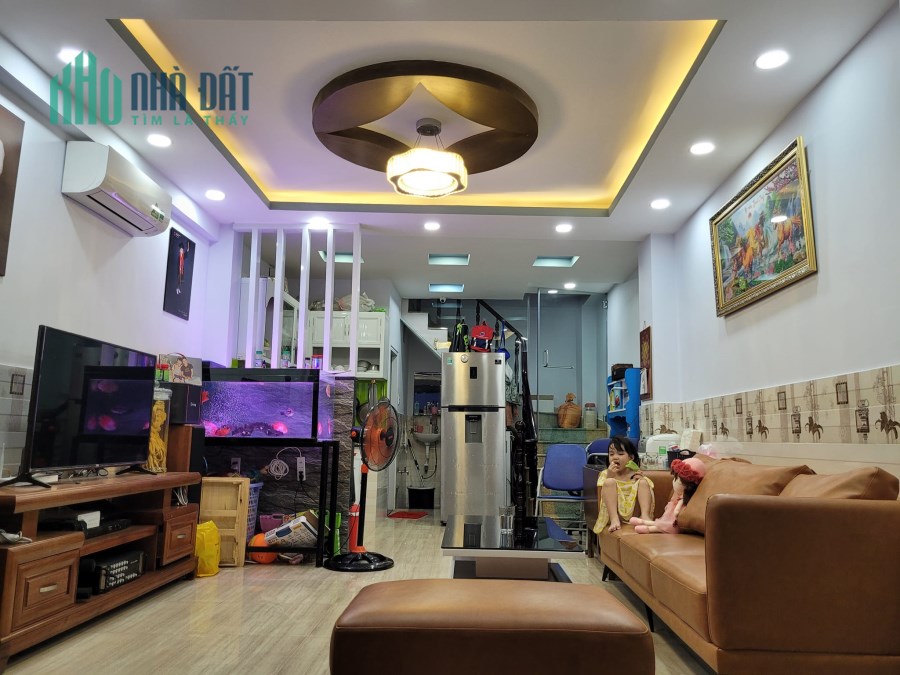 Nhà Tân Sơn Nhì Cạnh Chung Cư Melody Âu Cơ - 63m2 - Chỉ NHỈNH 4 Tỷ