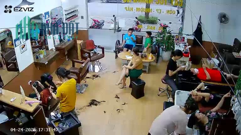 SANG NHƯỢNG HOẶC THANH LÝ
