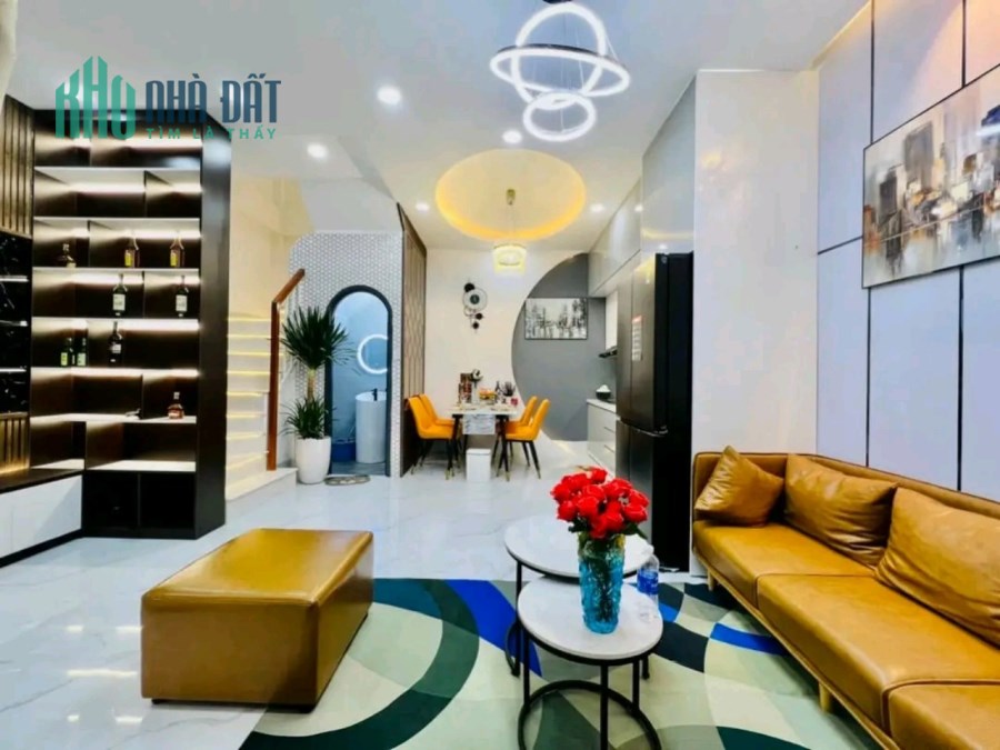 Bán nhà Nguyễn Thị Kiểu HT 37 CR 5.5m