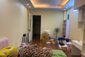 Chính chủ cho thuê nhà 4 tầng 60m2 dài 15m mặt tiền 4m tại số 28 ngõ 44 Pháo Đài Láng, quận Đống