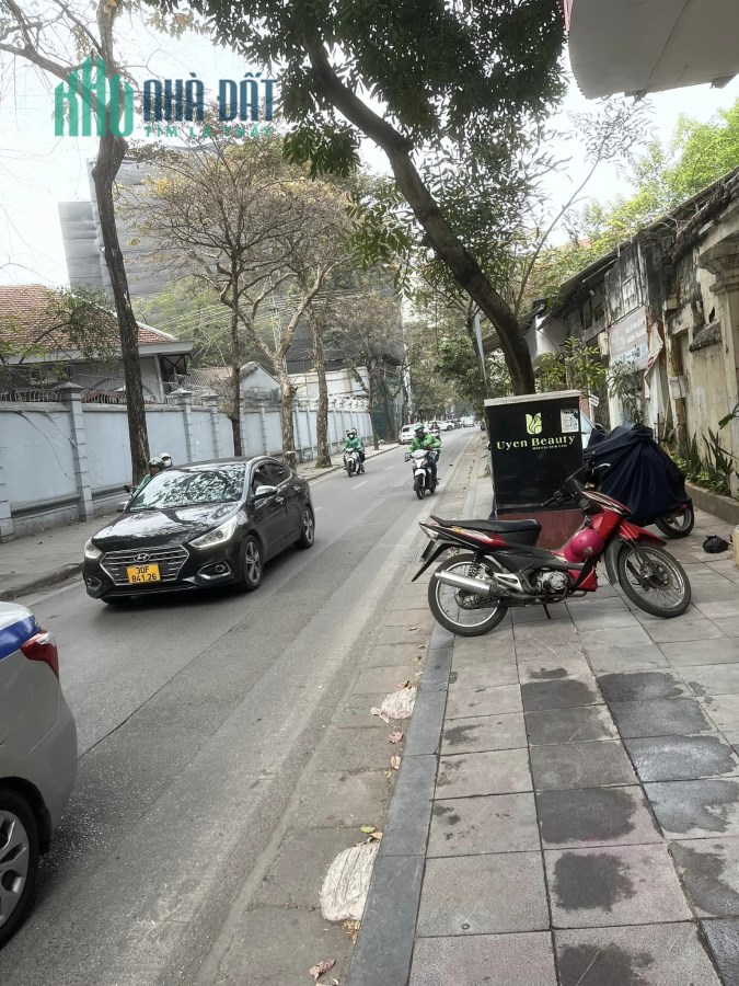 BÁN GẤP KIM NGƯU, Ô TÔ, Ở SƯỚNG, NHIỀU TIỆN ÍCH 46M x4T NHỈNH 4 TỶ 0901753139