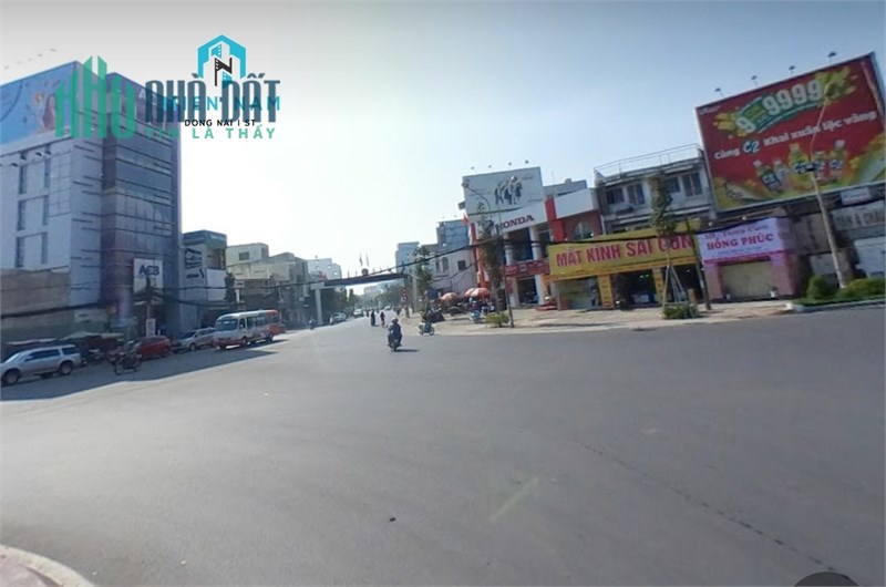 cho thuê mặt bằng MT ngang 40m, khu vực đông dân cư