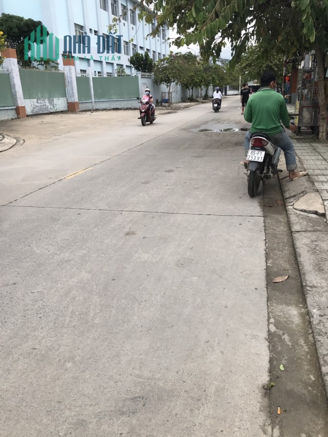 Bán gấp nhà mặt tiền, Hà Huy Giáp, quận 12, 639m2, C4, chỉ 29 tỷ