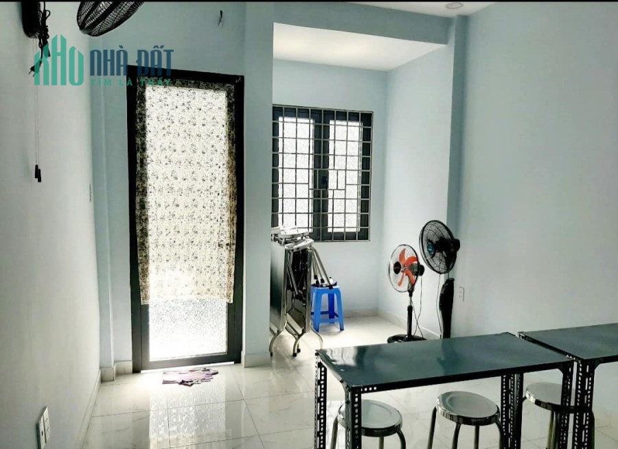 Bán Nhà Âu Cơ, Tân Bình, 2 Tầng, 46m2, Nhà Mới Dọn Vào Ở Ngay, Chỉ 4 Tỷ .