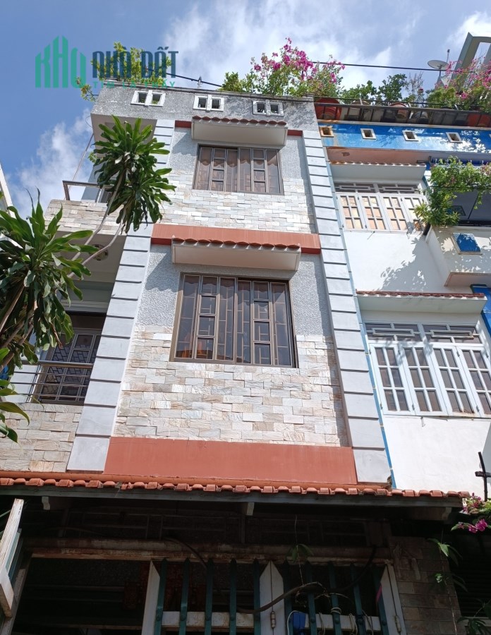 Bán nhà Huỳnh Thiện Lộc, Tân Phú 4 Tầng, 4mx19m chỉ 8.9 tỷ Lh 0902160655