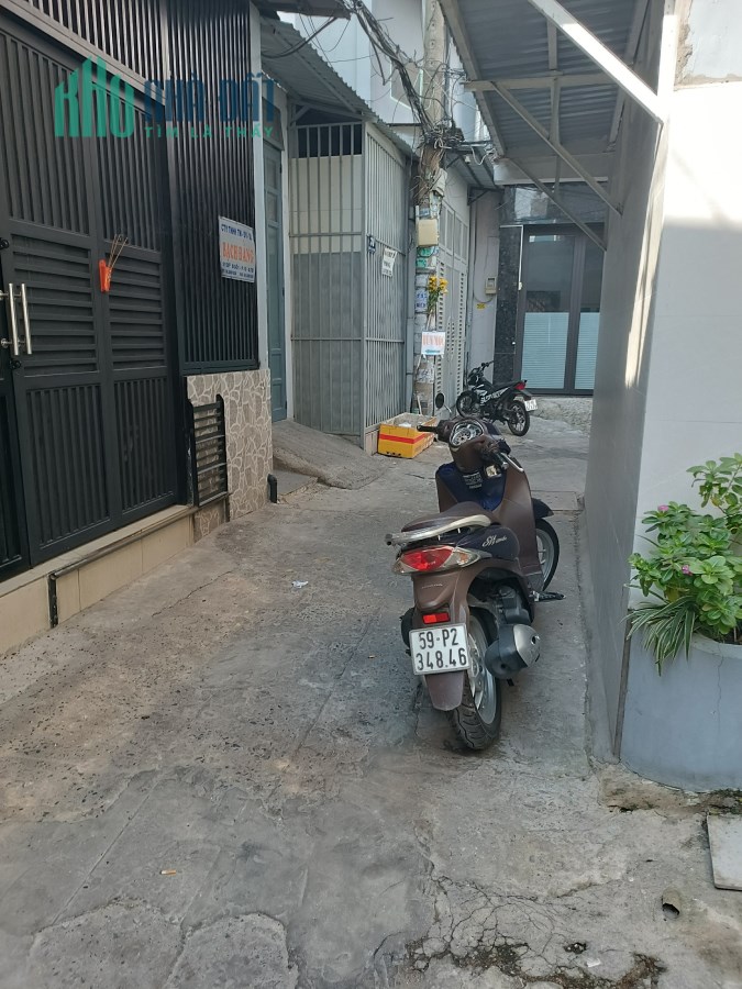 Bán nhà P10 Tân Bình, Khu Ni Sư Huỳnh Liên – Hồng Lạc, nhà cấp 4, 40m2, ngang khủng 5m, vị trí VIP,