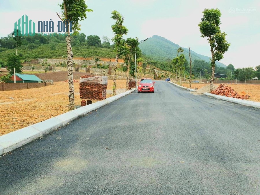 Cần bán đất nền dự án Phân lô, ô tô đỗ cửa, mặt đường kinh doanh gần ĐH Quốc Gia, Hòa Lạc Tiến Xuân