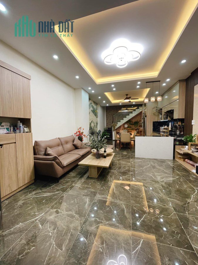 Bán nhà đường Điện Biên Phủ, Ba Đình, gần phố, 62m, mặt tiền 4.2m , 4 tầng, chỉ 14,2 tỷ