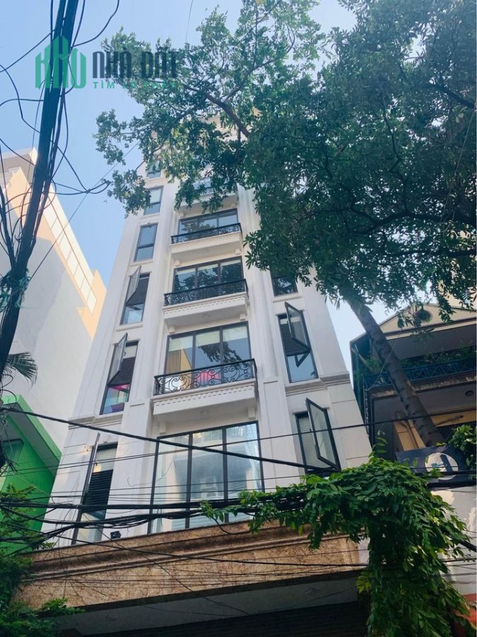 Bán Nhà Ngọc thuỵ cách cầu Long Biên 300m. oto đỗ cửa vào nhà, Diện tích 60m2, 5 tầng, giá : 5.7