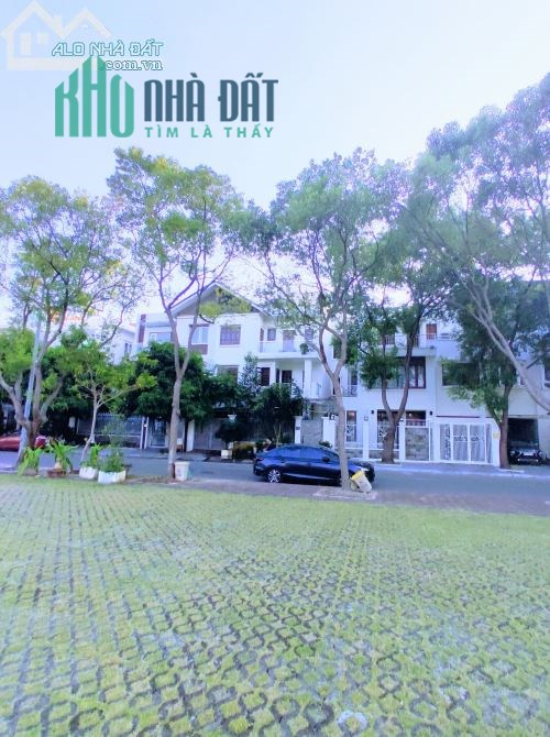 Bán BT Nhà Vườn Việt Hưng LONG BIÊN 170M 4Tầng MT10m Kinh Doanh Vỉa Hè Ô Tô Tránh View Vườn Hoa