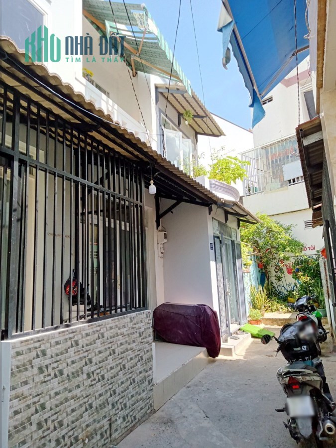 Nhà bán hẻm 154 Âu Dương Lân Phường 3 Quận 8 Giá : 3.5 Tỷ (TL)