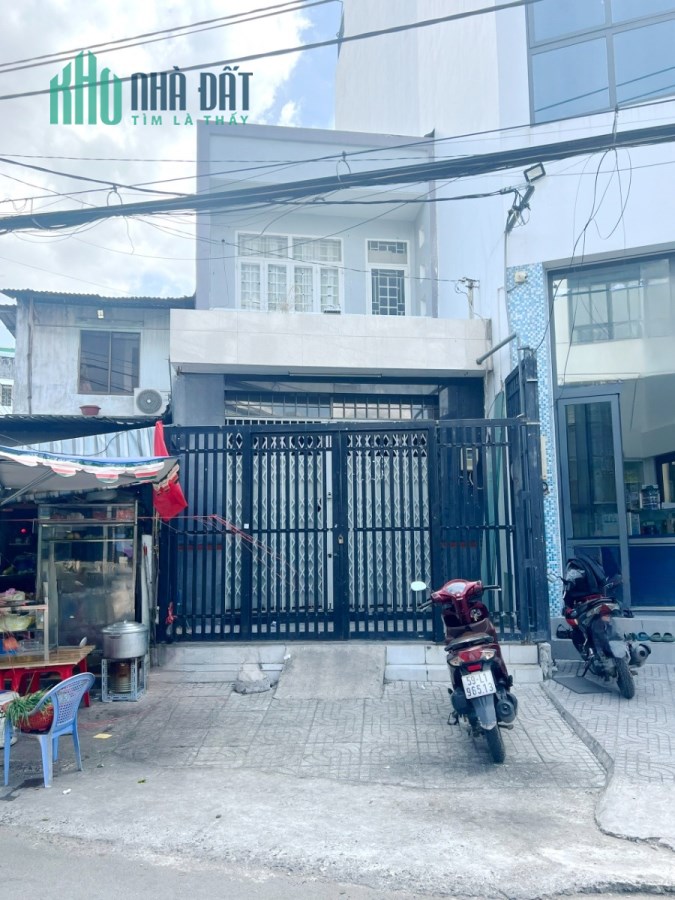 Cho thuê nhà nguyên căn mặt tiền Ba Đình P10Q8 14 Triệu/Tháng