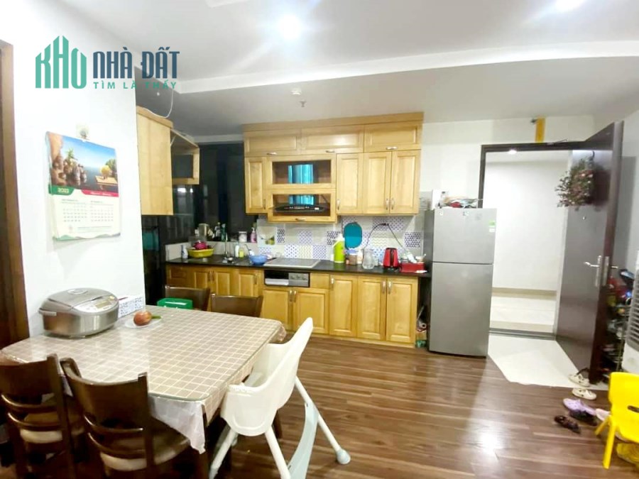 Bán căn hộ dự án FLC 36 Phạm Hùng, 2 phòng ngủ, 1WC, 2.45 tỷ