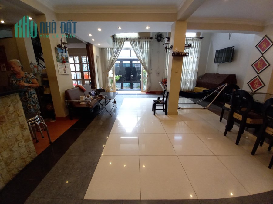 Biệt thự Xây Tâm Huyết 4 Tầng 9.1 x 11 Trần Quốc Tuấn P1 Gò Vấp Nhỉnh 11 Tỷ