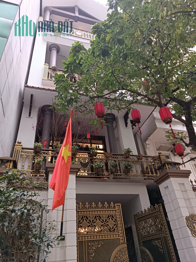 Bán gấp nhà 5 tầng, ngõ 147A Tân Mai, ô tô đỗ cửa, giá 15 tỷ