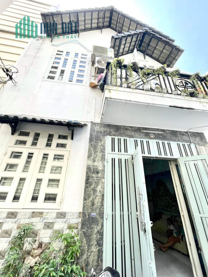 Gò Vấp Sát Mặt Tiền Nguyễn Văn Khối,HxH,  43m2 , 2 Tầng , Ngang 6.5m
